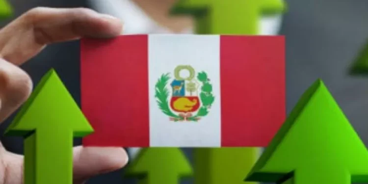 Transporte y almacenamiento jalonaron economía de Perú en primer semestre de 2025