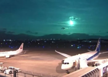 Video: pincho impresionante bola de fuego cruzó e iluminó el cielo de Japón
