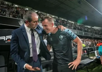 Plat es claro tras la derrota del Castellón: “Hay que transformar las ocasiones en acierto, de eso va el fútbol”