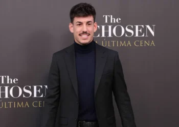 Luitingo, enamorado de nuevo, disfruta en las playas de Cádiz