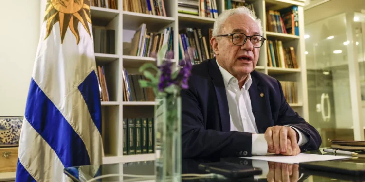 Uruguay asume presidencia temporal del Consenso de Brasilia