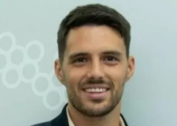 Brekalo cubre el ápice y la “prioridad” es el lateral zurdo: así van los planes del Oviedo en el mercado