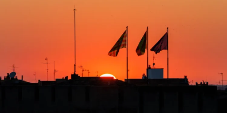 ‘Calor extremo reduce productividad laboral’: OMS y OMM