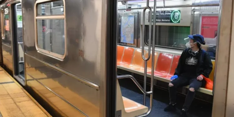 Empresa de Carlos Slim gana pudiente contrato para ampliación del metro de Nueva York