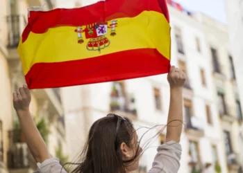 Lo que necesita para trabajar en España de fase legal y sin contratiempos