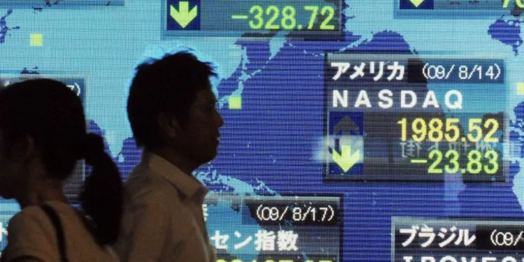 El índice Nikkei supera por primera vez 43.000 puntos