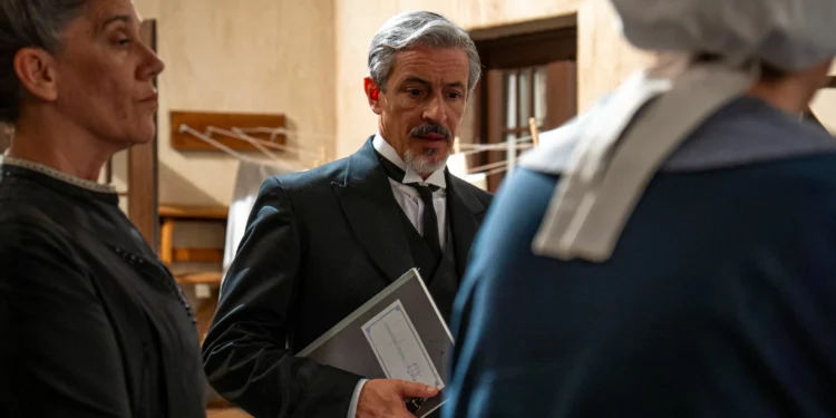‘La Promesa’, avance del capítulo 648 del martes 5 de agosto en TVE: Cristóbal desata su enfado contra Pía
