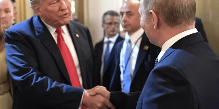 Trump y Putin se reunirán el viernes para mediar la paz en Ucrania