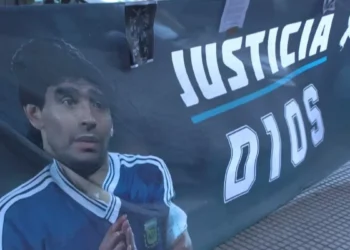 Abogados de acusado por muerte de Maradona piden apartar a dos jueces