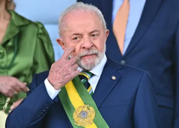 Lula acusa a EEUU de “despabilarse impunidad para Bolsonaro” en artículo en The New York Times