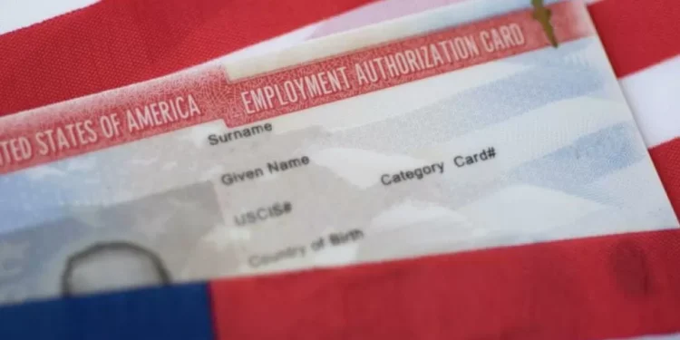 Tome nota: así funciona el autorización de trabajo EAD para extranjeros en Estados Unidos