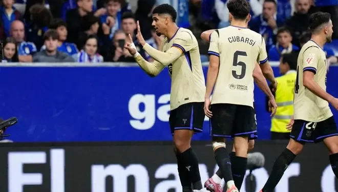 Araujo vuela en el Tartiere y se acuerda de Gavi