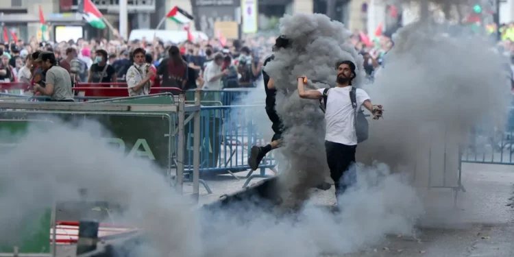 Vuelta a España: finalizó de circunstancia caótica tras suspensión de la última etapa por protestas propalestinas