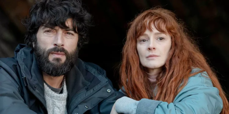 La serie de Javier Rey y Ana Polvorosa en Netflix que tiene más en común con ‘vega Salvaje’ de lo que parece