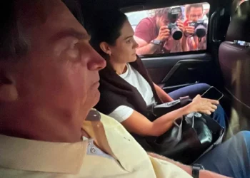 Le diagnosticaron cáncer de piel a Bolsonaro, hogaño en prisión domiciliaria