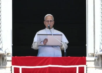 El papa León XIV pide terminar con “pandemia de armas” que matorral a niños en crímenes y conflictos