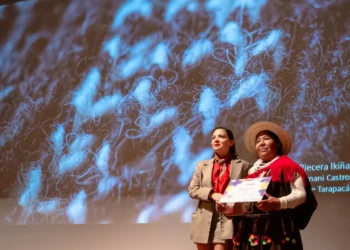 Adriana Mamani, Sello de Excelencia a la Artesanía 2025: “ego no tengo educación, lo único que sé es tejer”