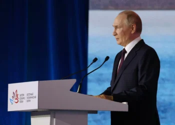 Putin sólo intercederá con Zelenski en Moscú y descarta tropas de paz en Ucrania