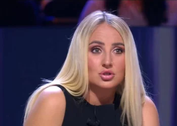 El duro cara a cara de Rocío Flores a Terelu Campos en pleno sencillo de ‘De Viernes’