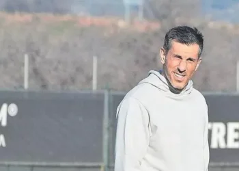 Voulgaris, contesta conveniente claro: “Tenemos conveniente buen equipo y ha de demostrarlo en el campo”