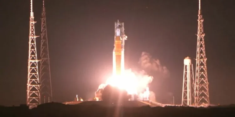 La nansa intenta lanzar en febrero su primera misión tripulada a la luna en más de medio siglo