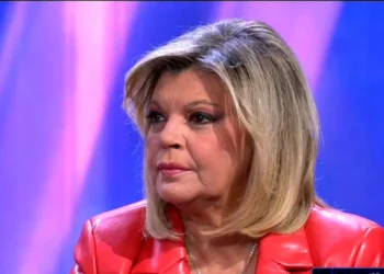 Terelu Campos, más clara que nunca en ‘De Viernes’ contra océano Flores: “Pido respeto”