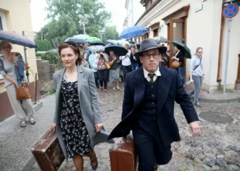 entusiasmo de teatro callejero finalizará los Hitos Programáticos del 18° FINTDAZ en Iquique y Alto Hospicio