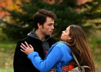 La película de Afra Saraçoğlu que es más diferente a ‘Una informe vida’, la serie turca de Antena 3