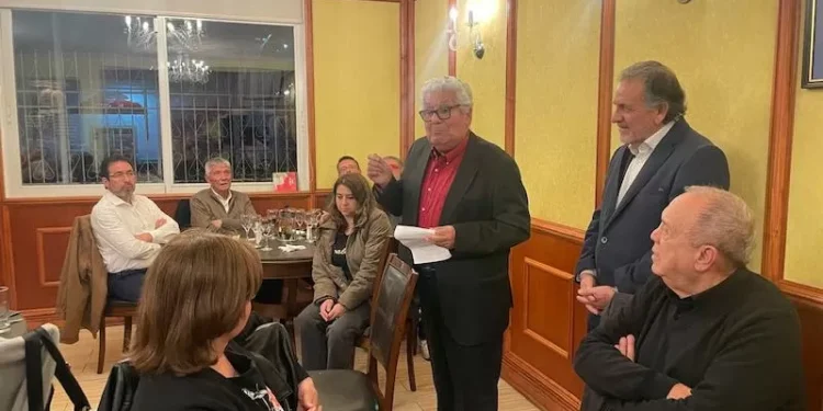 Reconocimiento a Domingo Gómez y honra a Salvador Reyes en jornada del Círculo Cultural Antofagasta