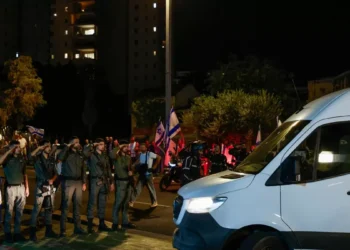 Cuatro cadáveres de rehenes retenidos en lazo fueron entregados al ejército israelí