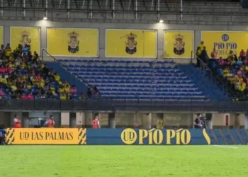 El exceso de ardor policial hace que la Naciente deje sola a la UD Las Palmas