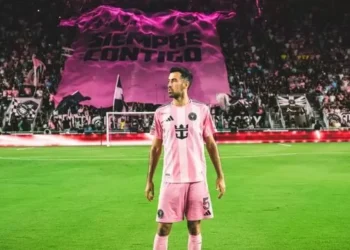 Busquets, multado por “simular” antes de su partido despedida