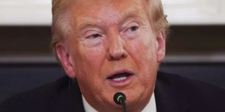 Estados Unidos oficializa la suspensión de ayudas financieras a Colombia