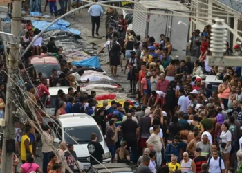 La defensoría pública de Rio de Janeiro dice que son 132 los muertos en megaoperación policial