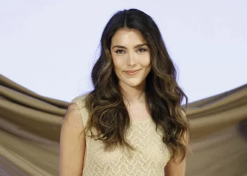 Anna Ferrer anuncia su boda con Mario Cristóbal: “¡Mil veces sí!”