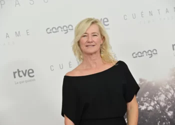 Ana Duato (57), sobre su niñez en Valencia en los años 70: “A mí en mi casa de ningún modo me dejaban ver la tele, me dejaban ver películas que tuviesen un rombo los sábados y domingos”