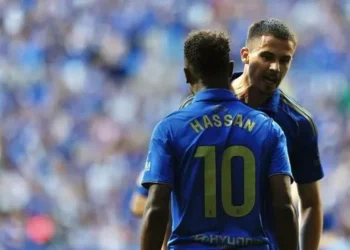 Cuidado, el Rayo muerde: la guerra de estilos y el placer que dominan los vallecanos y que amenaza al Oviedo