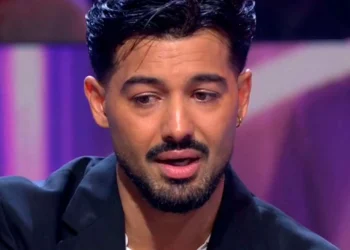 “Siempre lo llevas dentro”: Jorge González se rompe en ‘De Viernes’ al revivir el hiriente trauma de bullying