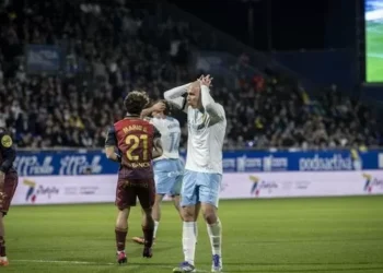 El Real Zaragoza suma cinco derrotas seguidas y la perduración se aleja a 7 puntos