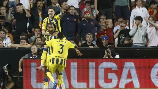 Por aquí se sale de la explosión: así llega el Oviedo al choque ante Osasuna y este es el posible once inicial