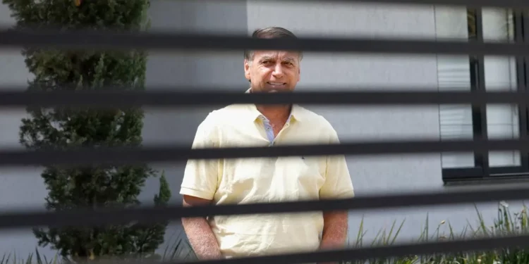 Bolsonaro agota opciones para evitar la cárcel tras el rechazo a su apelación versus condena a 27 años