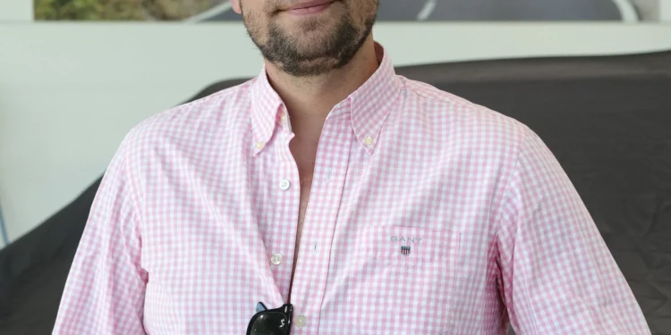 José Maria Almoguera matiza las palabras de su prima Alejandra Rubio