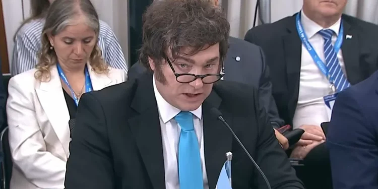 Milei saludó en la cumbre del Mercosur la “presión” de Donald Trump para “librar al pueblo venezolano”