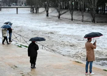 Los Ángeles y sur de California en desasosiego máxima por riesgo de inundaciones en Navidad