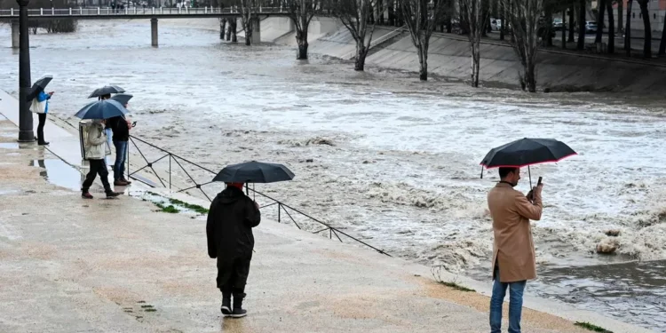 Los Ángeles y sur de California en alerta máxima por eventualidad de inundaciones en Navidad