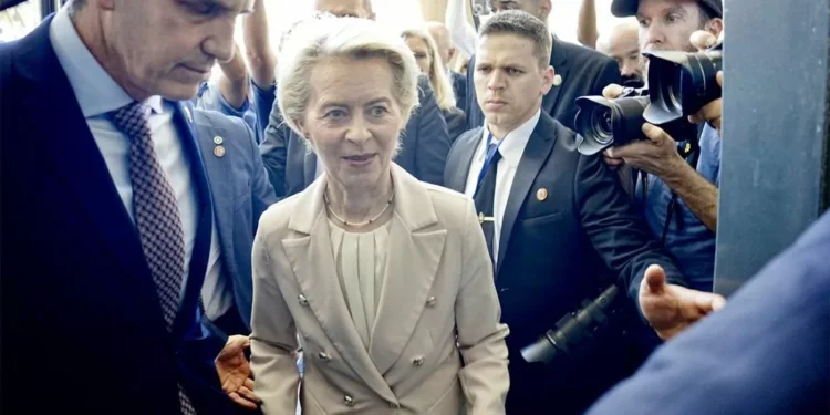 Presidenta de la Comisión Europea anunció el aplazamiento a enero de la firma del avenencia Mercosur-UE