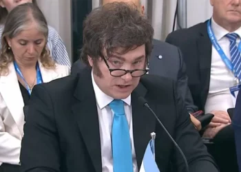 Milei saludó en la cumbre del Mercosur la “presión” de Donald Trump para “liberar al lugar venezolano”