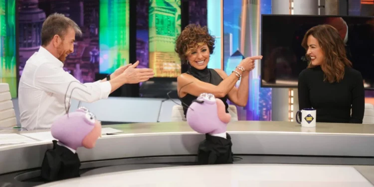 Pablo Motos desvela la reacción de Sonsoles Ónega al ver el rodaje de ‘Las hijas de la chica’, la serie sobre su novela