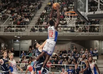 El HLA Alicante se frena en el Pedro Ferrándiz en un posterior de infarto