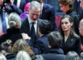 Los detalles de los reyes Felipe y Letizia con los familiares de las víctimas en Huelva